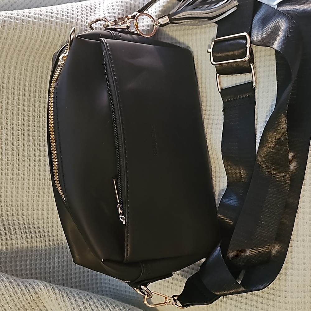 Triple zip small crossbody purse, wide strap